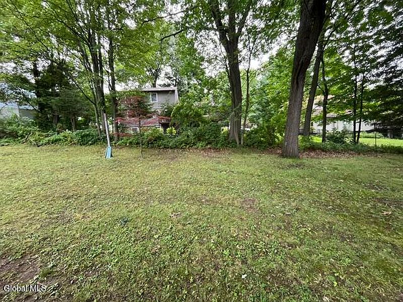 4th image of 66 Pollock Road