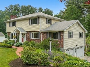 447 Kendall Rd, Tewksbury, MA 01876