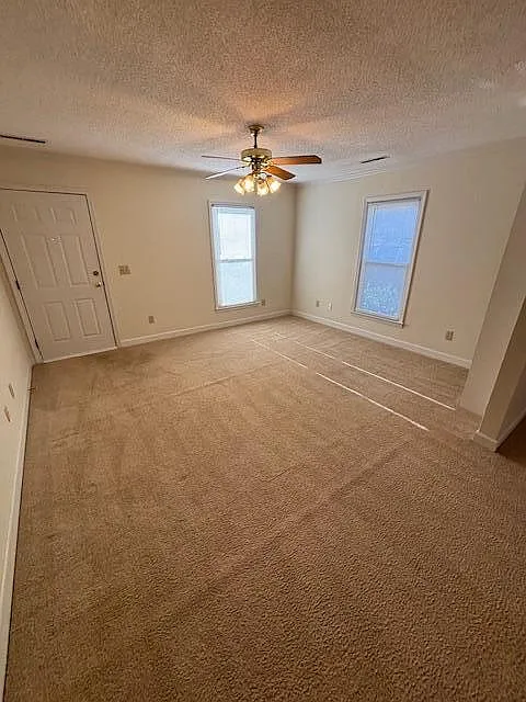 2 bed, 2.0 bath, 1115 sqft, $1,200 — Photo 2