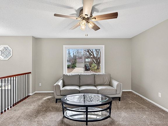 4th image of 513 Meadowlark Ct NW