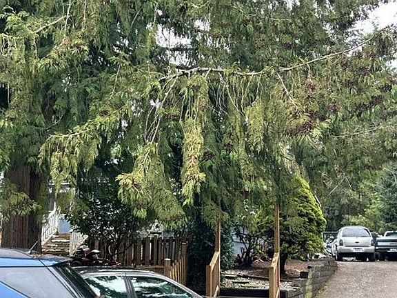 2nd image of 12914 210th Avenue Ct E