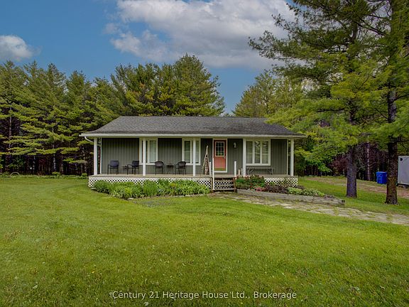 2nd image of 262845 Varney Rd