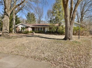 380 Statesman Ct, Chesterfield, MO 63017