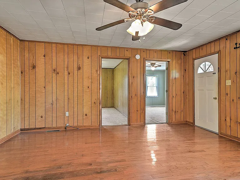 597 Clear Branch Rd — Photo 5