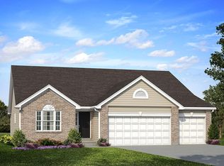 113 Hidden Bluffs Dr, Lake St Louis, MO 63367