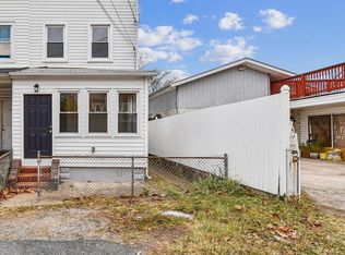 6818 Martin Ave, Dundalk, MD 21222