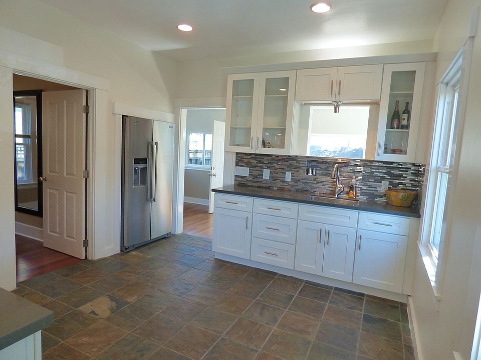 1st image of 1036 Garland Ave