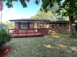 733 Laurel Ln, Fortville, IN 46040