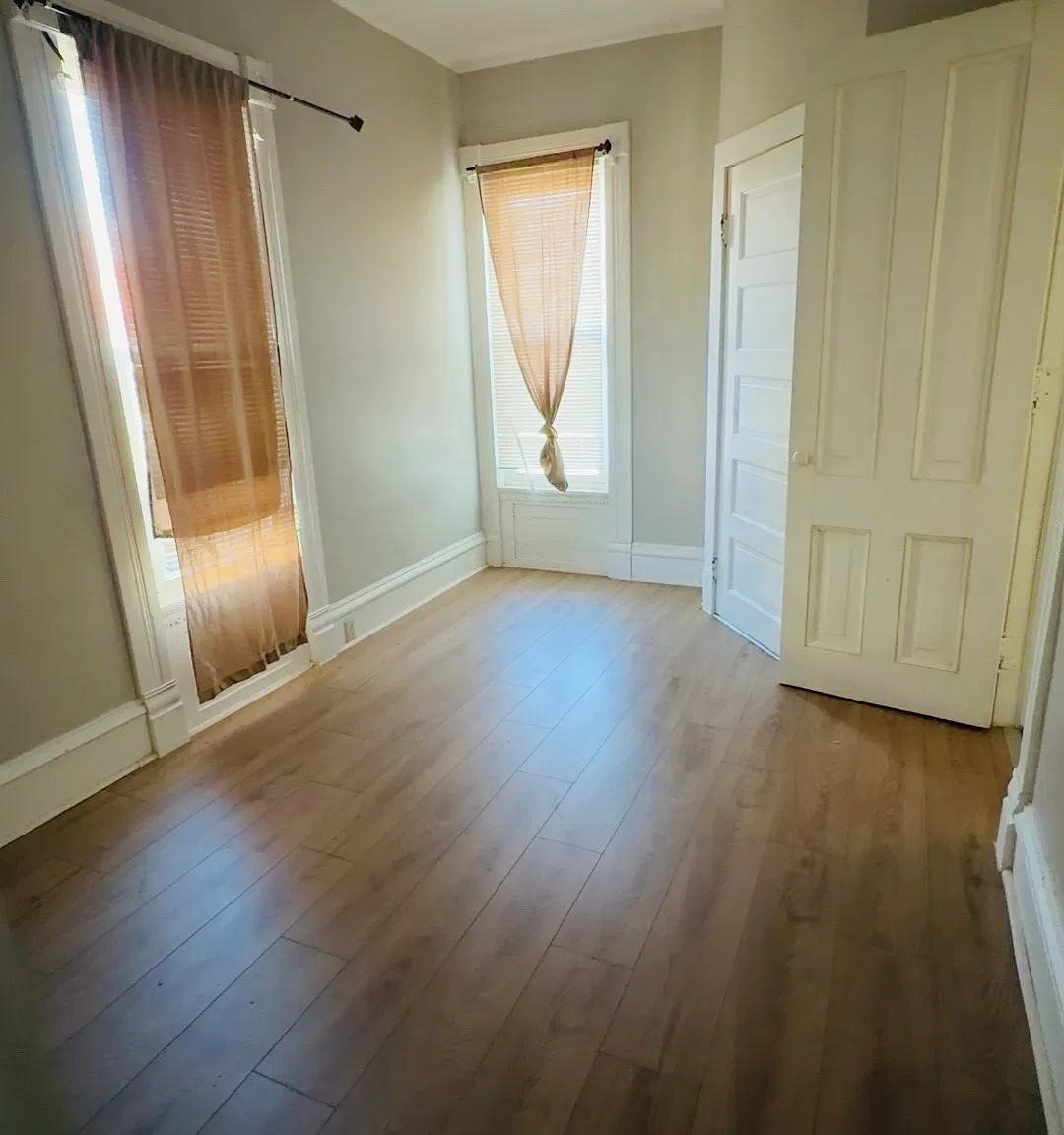 1 bed, 500 sqft, $925 — Photo 3