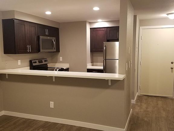 5th image of 4040 7th Ave NE APT 303