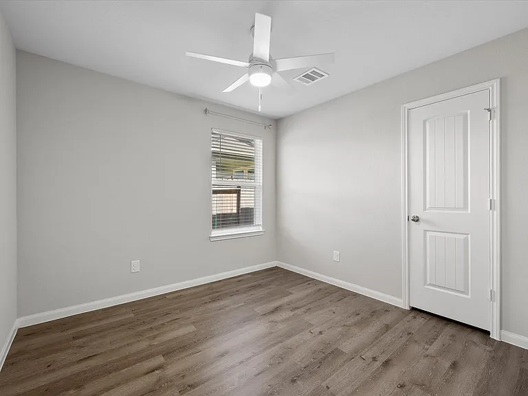 2546 Steelhead Dr — Photo 21