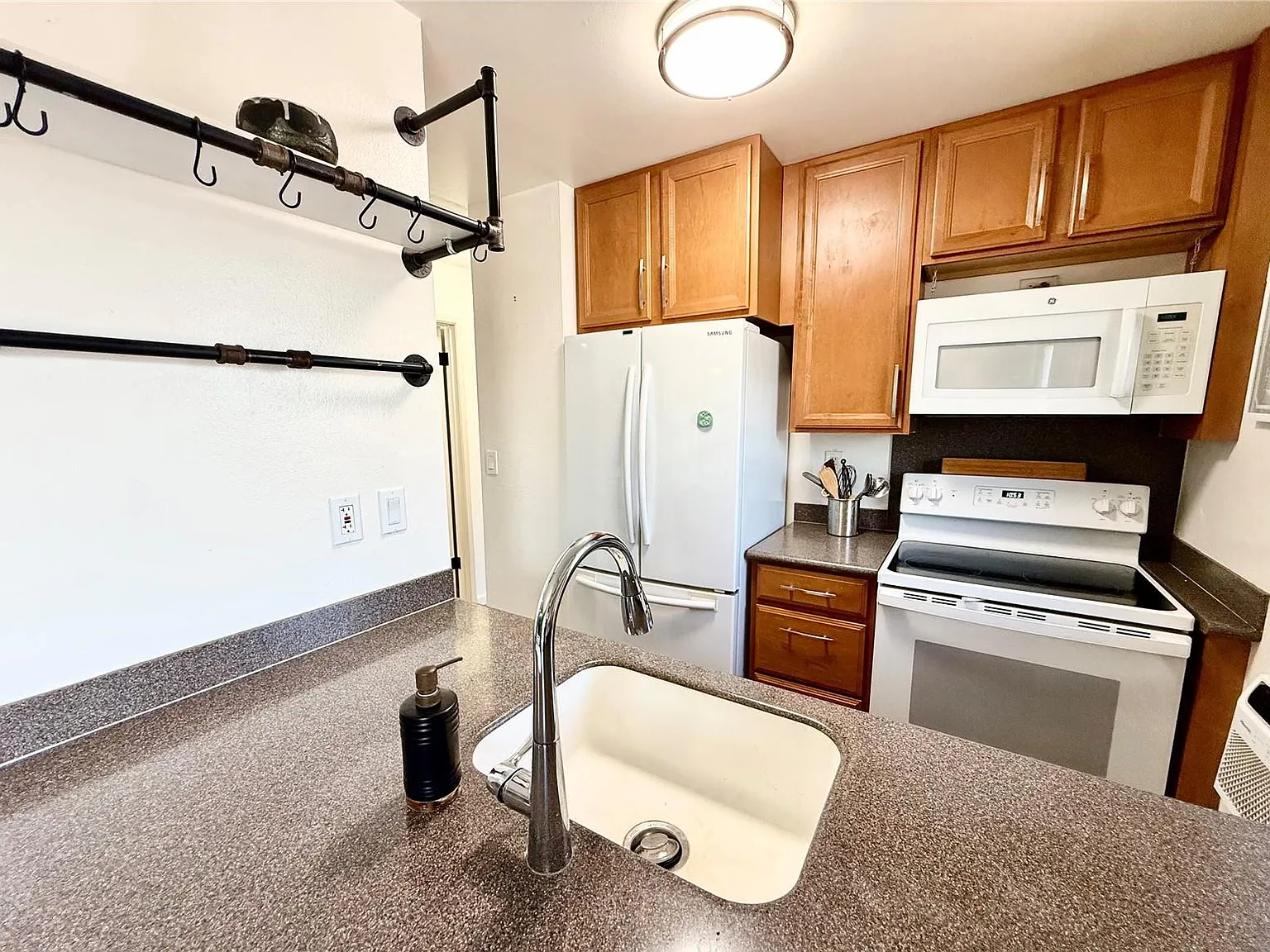 68-077 Au Street - 3C — Photo 3