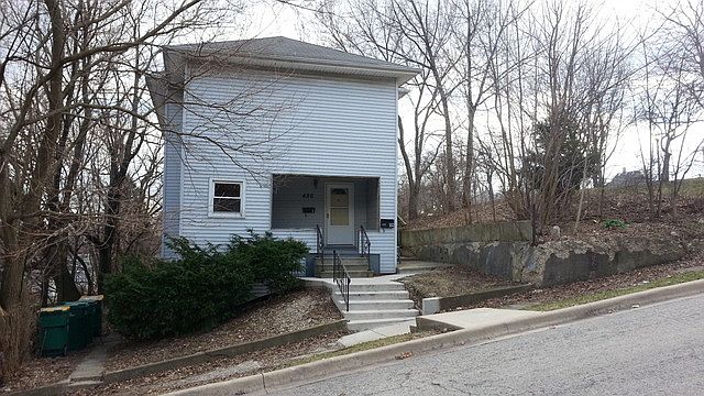 1st image of 420 W Campbell St