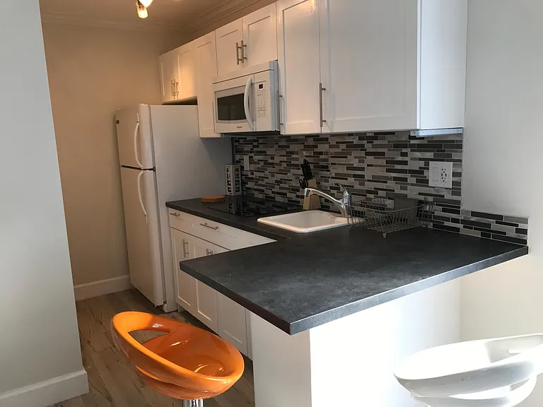 1311 NW 17th Ave #B — Photo 7