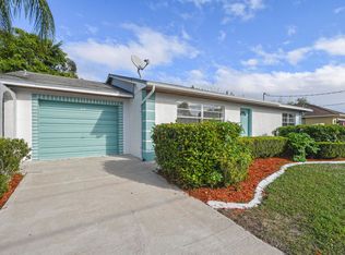 419 SE Whitmore Dr, Port Saint Lucie, FL 34984