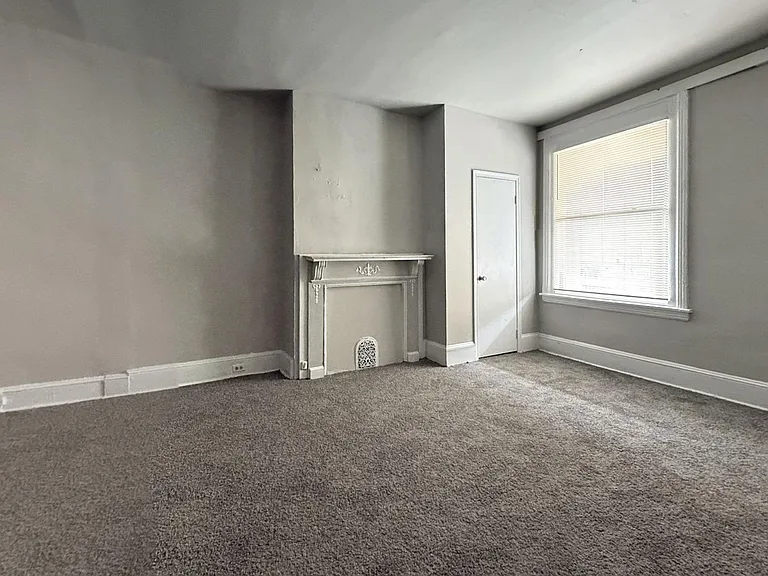 5122 Folsom St — Photo 13