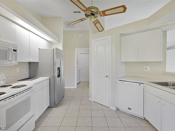 5th image of 18428 Fuchsia Rd