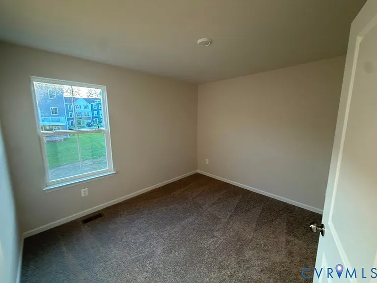8760 Whitman Dr — Photo 12