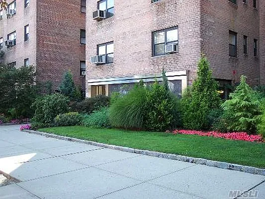 Sold by Douglas Elliman | media 4