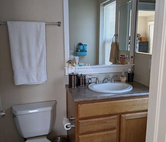 525 Homestead St — Photo 11