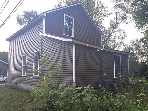 3rd image of 517 S 9th St