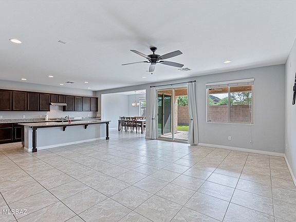 3rd image of 9636 N Havenwood Way