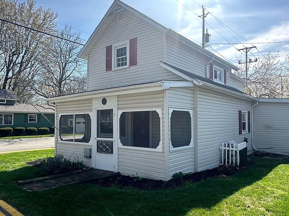 1st image of 462 Sycamore Ave