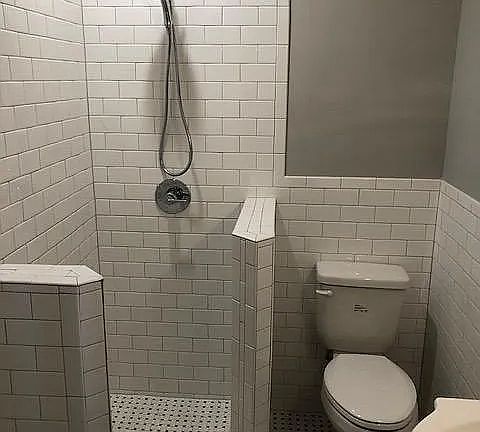 4th image of 2815 W Grace St APT 1