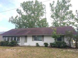 174 Old Ferry Dock Rd, Eastpoint, FL 32328