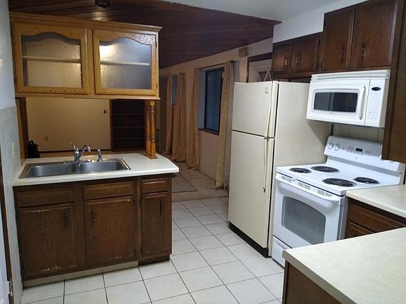 5th image of 6071 Jackrabbit Ln APT C