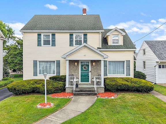2nd image of 43 Orchard Ave