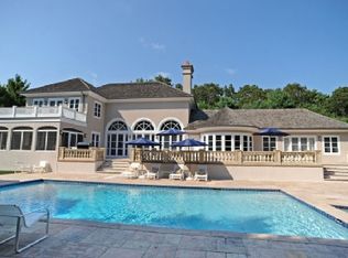 65 Bull Path, East Hampton, NY 11937