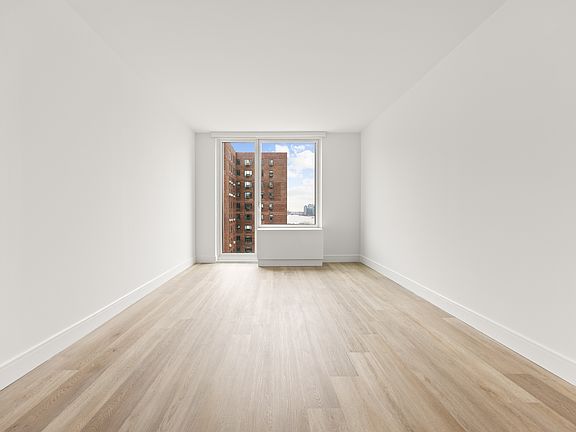 4th image of 644 E 14th St #402