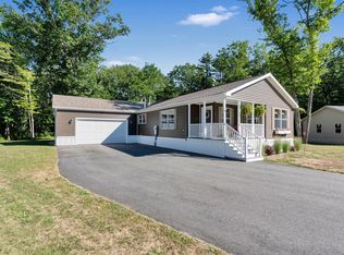 32 Conifer Dr, Alfred, ME 04002