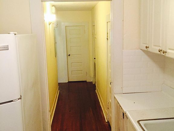4th image of 1624 Larue Ave