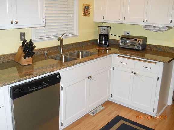 4th image of 4858 N Sheffield Ave