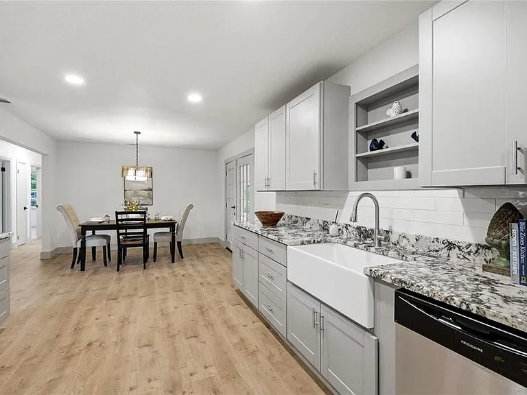 1079 Fairview Rd NW — Photo 11