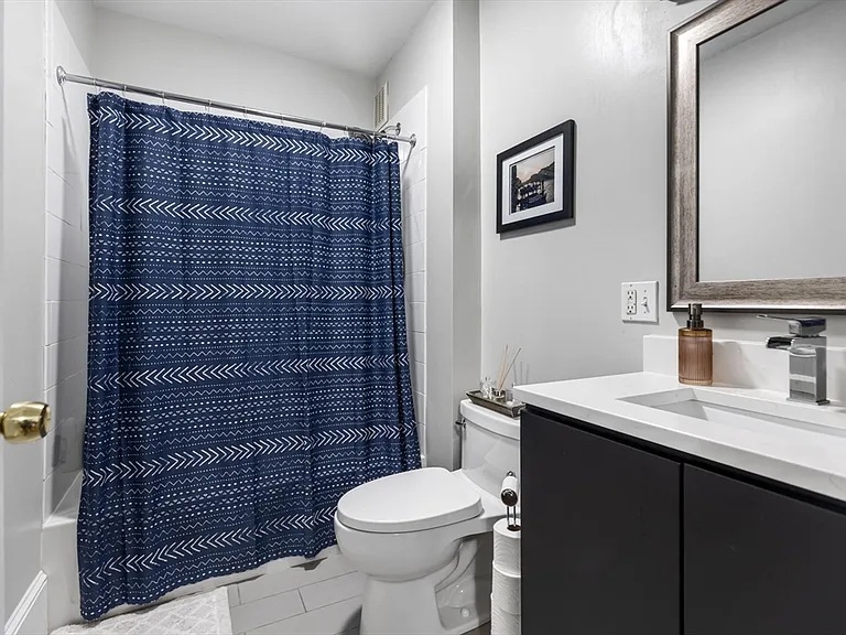 79 Alder St #2 — Photo 6
