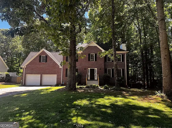 292 Lakeview Ln, Hiram, GA 30141