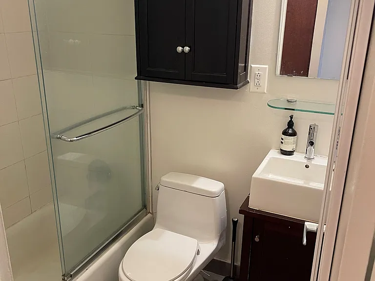 184 Thompson St #3O — Photo 3