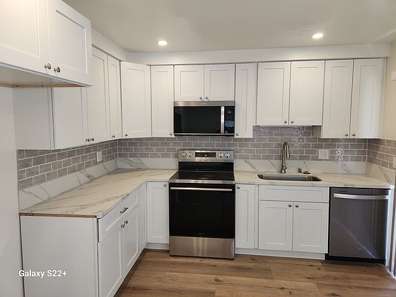 3rd image of 10774 Cariuto Ct