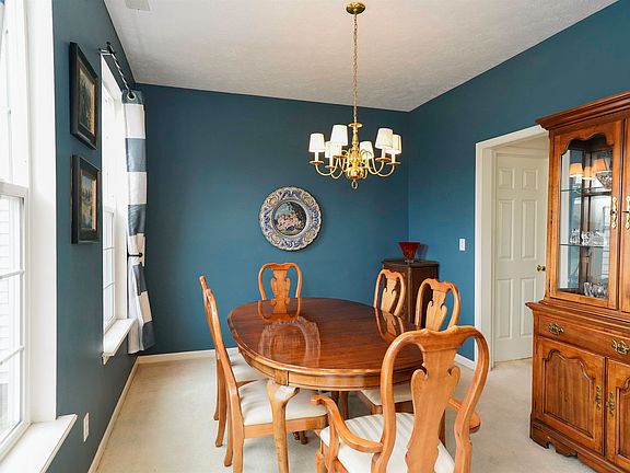5th image of 3355 Whirlaway Ct