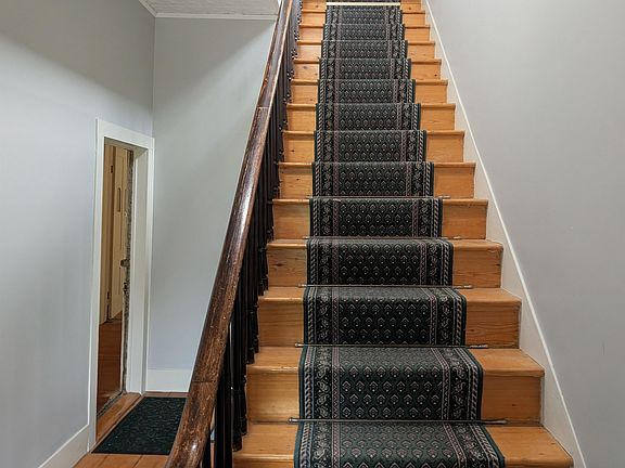 4th image of 7 park Street