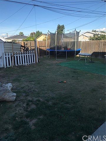 2nd image of 1331 E 55th St