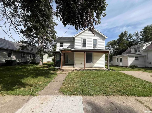 307 E 6th St, West Liberty, IA 52776