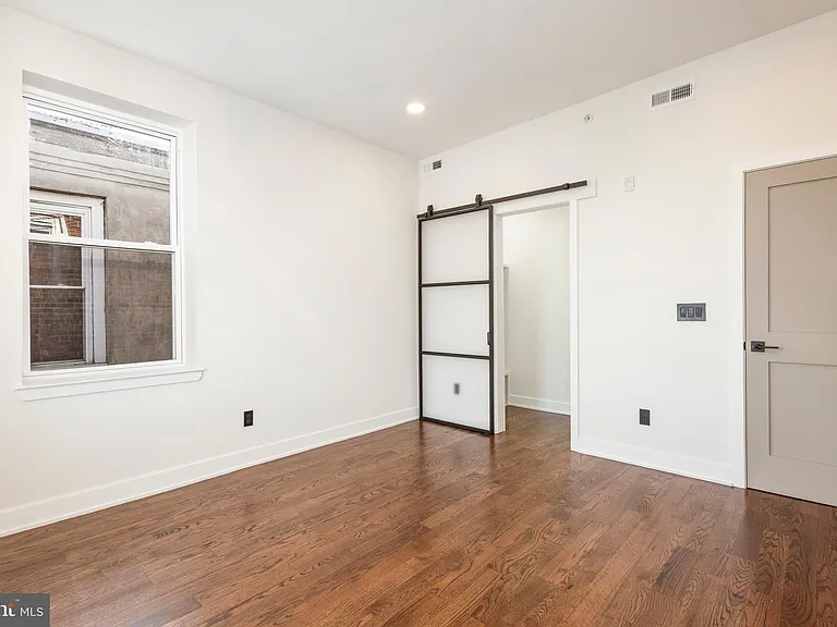 1613 N 33rd St #D — Photo 19