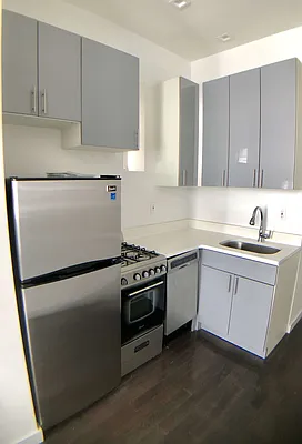 Rented by Kahen Properties | media 28