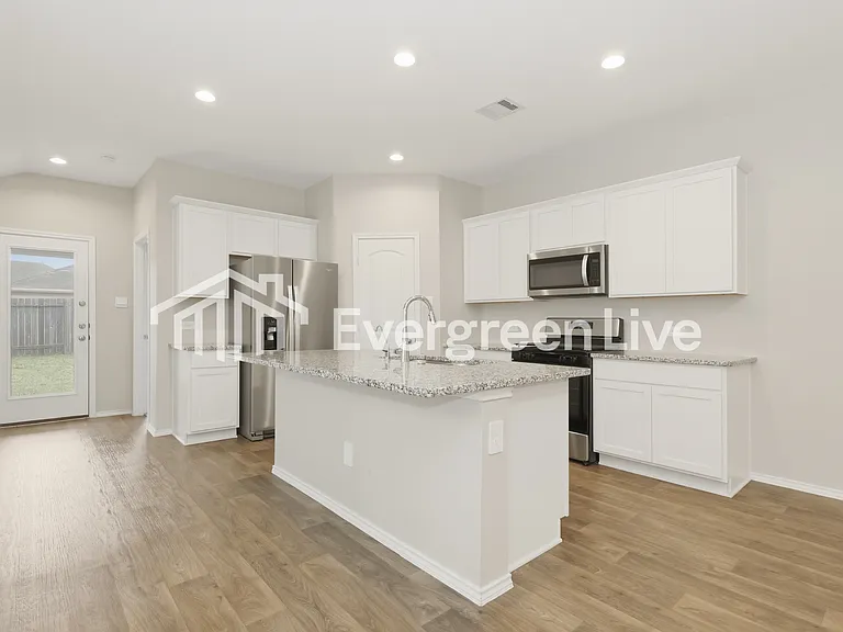 9922 Glen Brook Ln — Photo 4