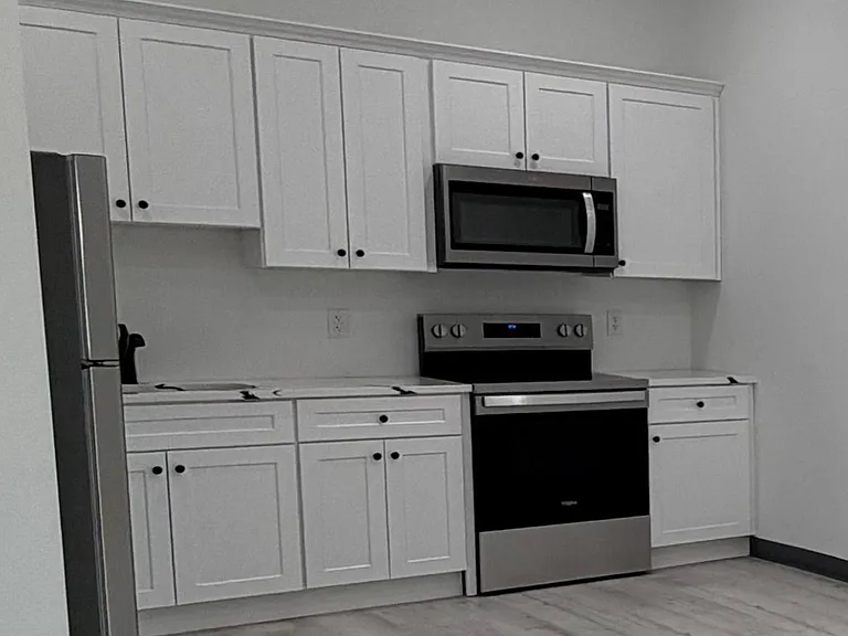 608 E Landis Ave #2 — Photo 1