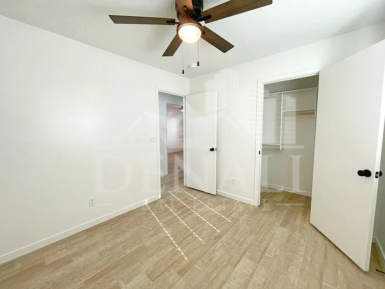 733 S 96th Pl #2 — Photo 15